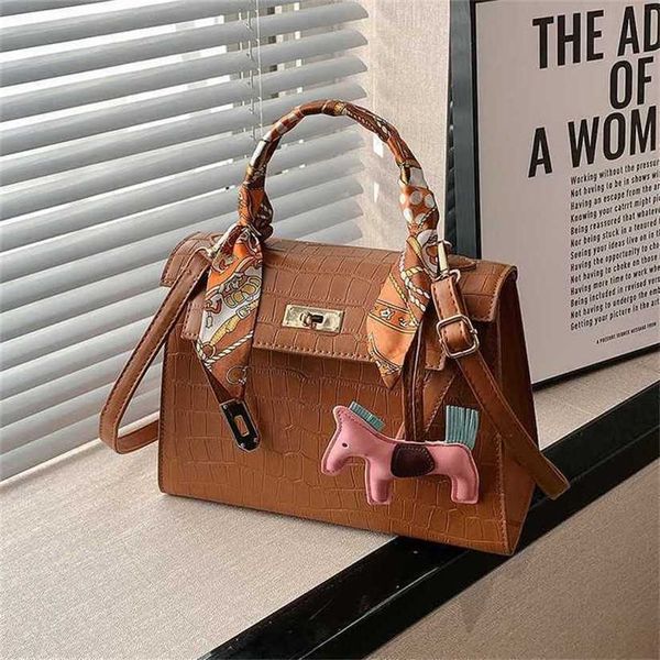 12% off bag 2024 new launch designer handbag able small square one shoulder women's new atmospheric texture stone pattern style women
12% off bag 2024 new launch designer handbag able small square one shoulder women's new atmospheric texture stone pattern style women