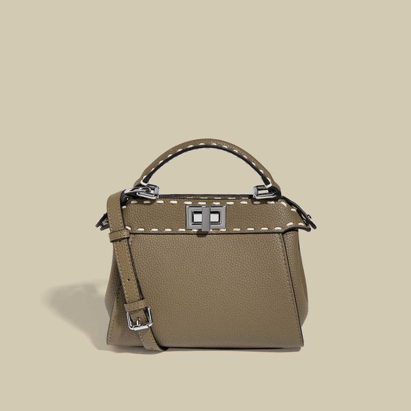 designer bag outdoor togo layer cowhide bag texture double-sided buckle bag shoulder crossbody handbag f bags wris
designer bag outdoor togo layer cowhide bag texture double-sided buckle bag shoulder crossbody handbag f bags wris