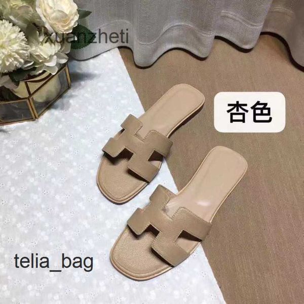 designer oran slipper bear shoes baida summer sandal women's slippers 2023 color matching leatflat sandals for tourism litchi pattern b
designer oran slipper bear shoes baida summer sandal women's slippers 2023 color matching leatflat sandals for tourism litchi pattern b