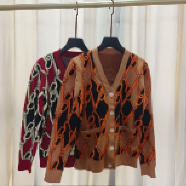 2023 red/khaki letter print women's cardigan brand same style women's sweaters dh004, White;black
2023 red/khaki letter print women's cardigan brand same style women's sweaters dh004, White;black
