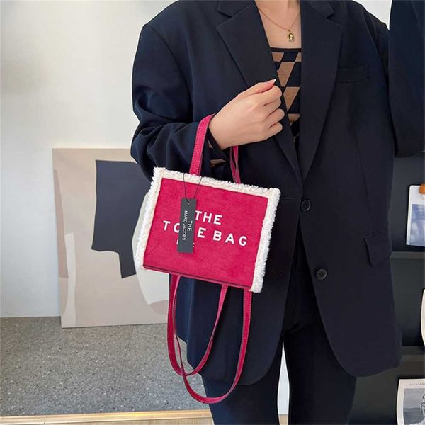 luxury handbags sale fashion letter single shoulder style women's lamb wool patchwork handbag women
luxury handbags sale fashion letter single shoulder style women's lamb wool patchwork handbag women