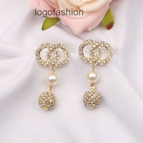 designer earrings for woman 18k gold plated luxury brand designers double letters stud clip eardrop round ball geometric famous women crysta, Golden;silver
designer earrings for woman 18k gold plated luxury brand designers double letters stud clip eardrop round ball geometric famous women crysta, Golden;silver