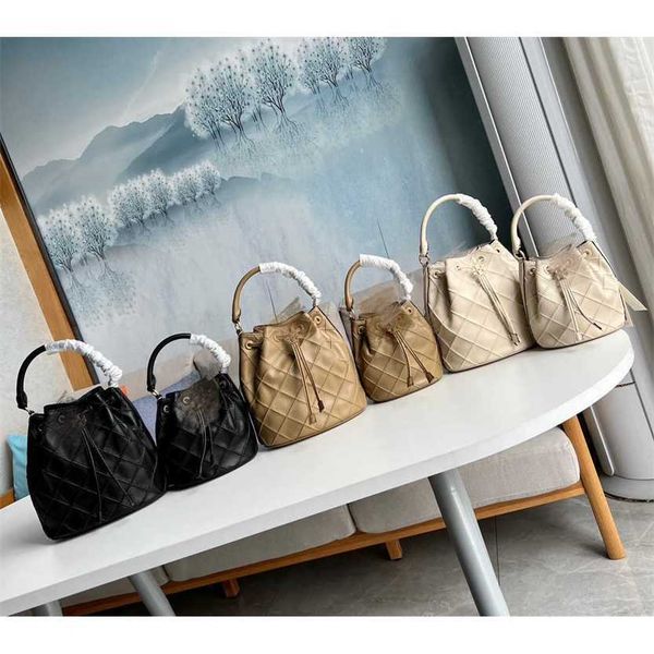20% off bag 2024 new launch designer handbag early launch women's sheepskin bucket diamond grid chain hand held crossbody drawstring mo
20% off bag 2024 new launch designer handbag early launch women's sheepskin bucket diamond grid chain hand held crossbody drawstring mo