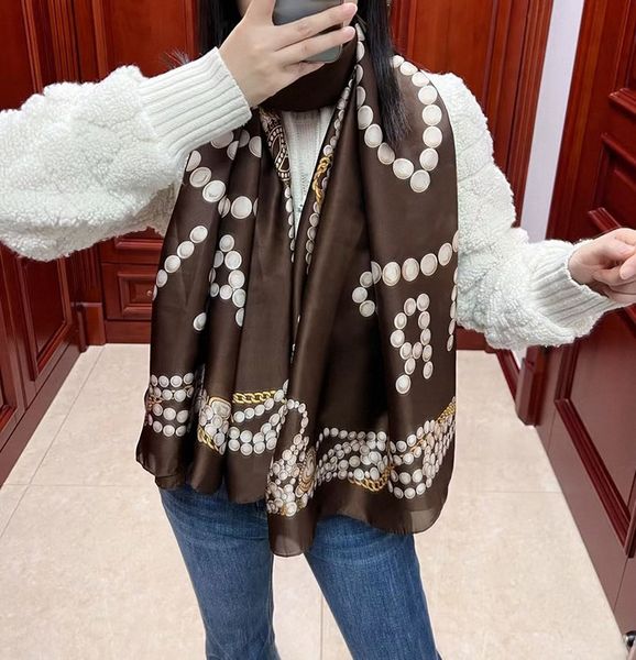 2023 designer womens scarf elegant silk scarf women autumn winter designer scarves ladies shawls big letter pearl pattern print 90cm x 180cm, Blue;gray
2023 designer womens scarf elegant silk scarf women autumn winter designer scarves ladies shawls big letter pearl pattern print 90cm x 180cm, Blue;gray
