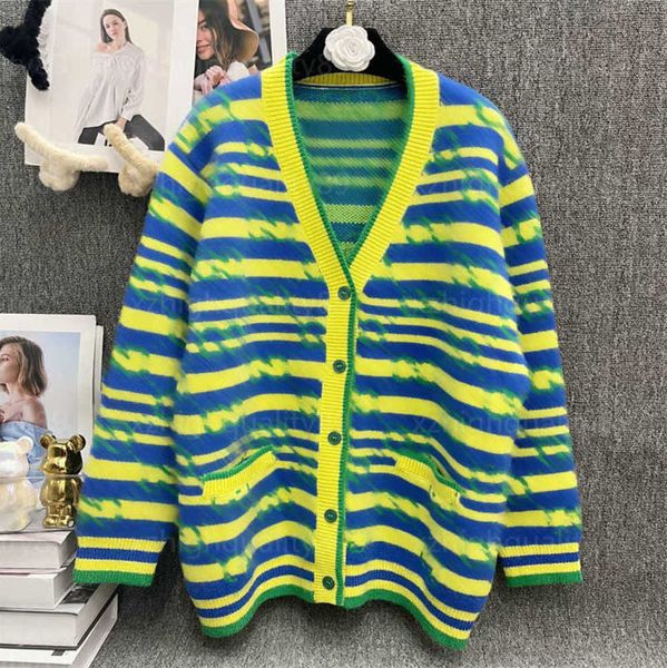 sweaters womens designer sweater designers cardigan jacket fashion clashing colour letter stripe mid-length knitwear warm comfort designer c, White;black
sweaters womens designer sweater designers cardigan jacket fashion clashing colour letter stripe mid-length knitwear warm comfort designer c, White;black