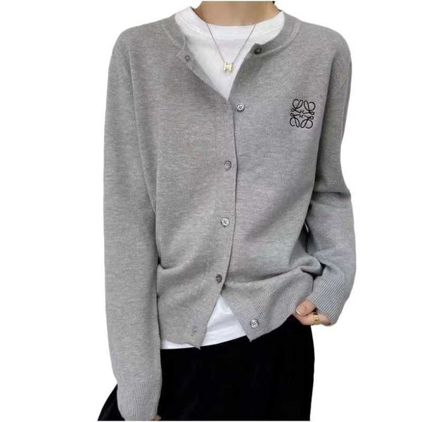 men pullover loewees designer luxury fashion new autumn/winter round neck knitted cardigan women's long sleeve small coat letter embroi, Black
men pullover loewees designer luxury fashion new autumn/winter round neck knitted cardigan women's long sleeve small coat letter embroi, Black