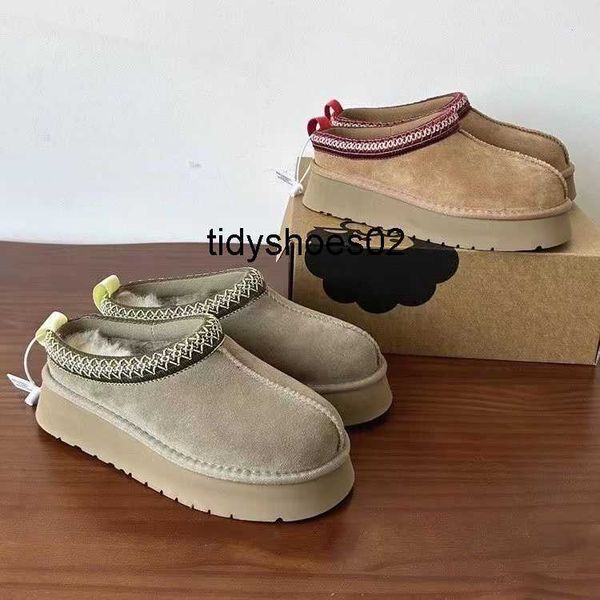 2023 sport slipper men womens big size 36-46 tazz slides australian mini boot ugglies slipper fur slides classic platform boots suede wool w, Black
2023 sport slipper men womens big size 36-46 tazz slides australian mini boot ugglies slipper fur slides classic platform boots suede wool w, Black