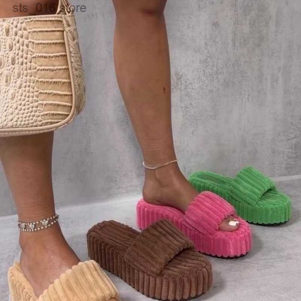 slippers women new flat bottom outdoor slippers female 2023 spring fur slippers thick bottom coat fashion towel slippers plus size 36-43 t23, Black
slippers women new flat bottom outdoor slippers female 2023 spring fur slippers thick bottom coat fashion towel slippers plus size 36-43 t23, Black