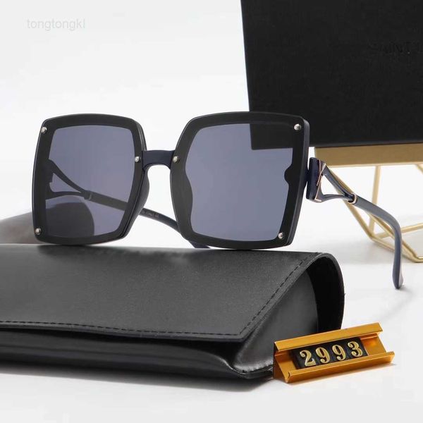 high-end outdoor sports sunglasses driving tourism eye care high-end anti-radiation glasses{category}, White;black
high-end outdoor sports sunglasses driving tourism eye care high-end anti-radiation glasses{category}, White;black