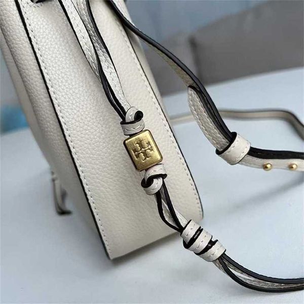 18% off bag 2024 new launch designer handbag spring/summer new tb women's miller drawstring wood handle cowhide litchi pattern handheld
18% off bag 2024 new launch designer handbag spring/summer new tb women's miller drawstring wood handle cowhide litchi pattern handheld