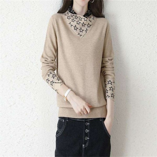 v neck womens red sweater thickened autumn and winter western style base shirt underwear with short warm clothes, White;black
v neck womens red sweater thickened autumn and winter western style base shirt underwear with short warm clothes, White;black