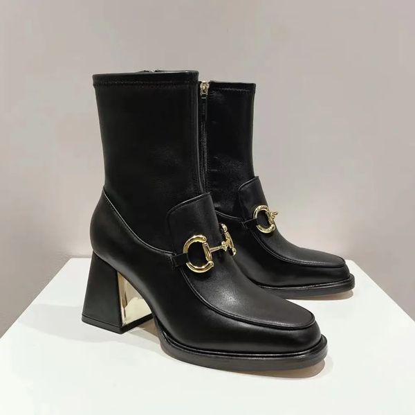 black block heeled mid-calf ankle boots lambskin leather side zipper shoes ankle combat boot high-heeled heel booties luxury designers brand
black block heeled mid-calf ankle boots lambskin leather side zipper shoes ankle combat boot high-heeled heel booties luxury designers brand