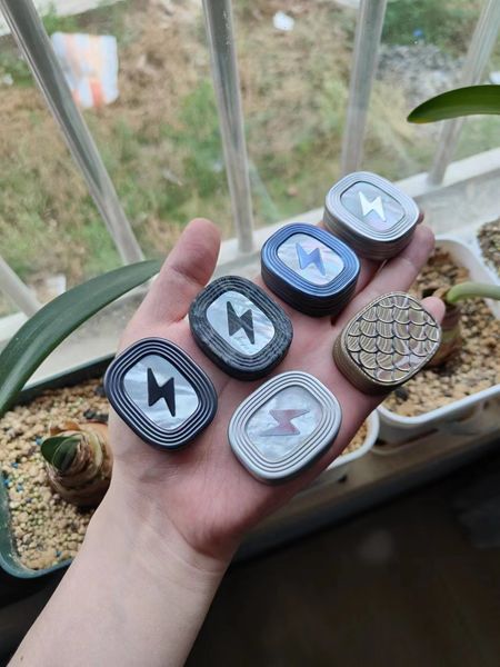Decompression Toy cosmo Toujie nebula 3 slider lightning push card edc stress relief toy boyfriend gift decompression artifact spinner 230826