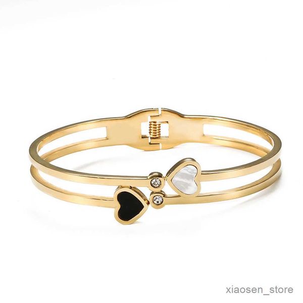 bracelets trendy lover heart crystal hollow bangles for women men bracelet stainless steel simple wedding luxury jewelry mujer r230828, Golden;silver
bracelets trendy lover heart crystal hollow bangles for women men bracelet stainless steel simple wedding luxury jewelry mujer r230828, Golden;silver