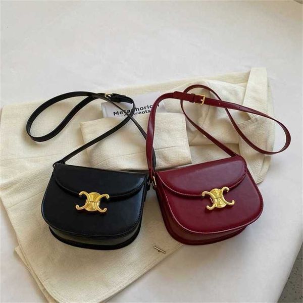 22% off bag 2024 new launch designer handbag spring half round square saddle genuine leather red tofu one crossbody
22% off bag 2024 new launch designer handbag spring half round square saddle genuine leather red tofu one crossbody