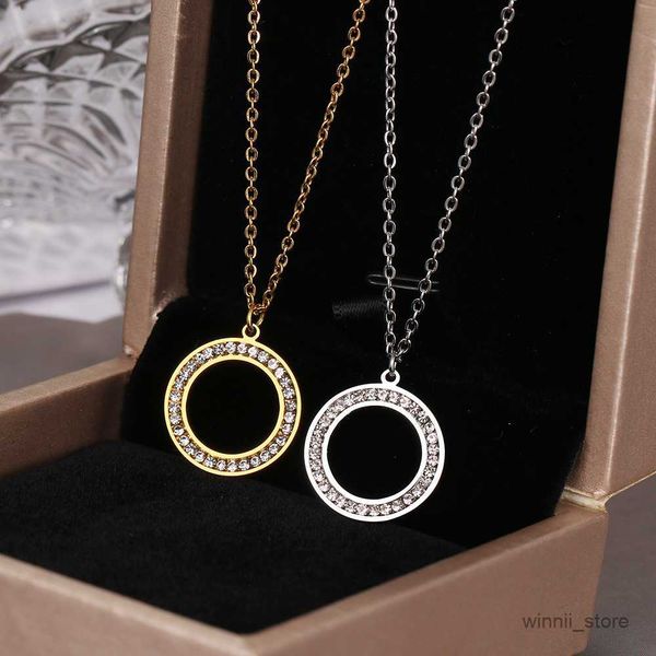 pendant necklaces necklaces round hollow pendant collar chain charm necklace for women jewelry wedding gifts new r230828, Silver
pendant necklaces necklaces round hollow pendant collar chain charm necklace for women jewelry wedding gifts new r230828, Silver