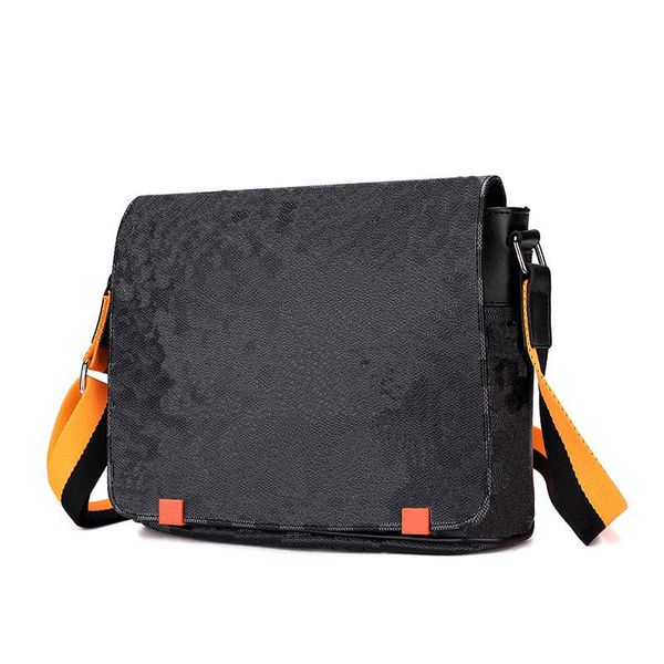 handbags men leather trio messenger bags luxury shoulder bag make up bag designer handbag tote man's bag 9903
handbags men leather trio messenger bags luxury shoulder bag make up bag designer handbag tote man's bag 9903
