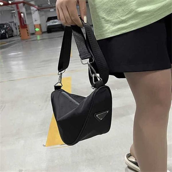 20% off bag 2024 new launch designer handbag hand breast new personalized casual dumpling korean version simple outdoor sports crossbody ver
20% off bag 2024 new launch designer handbag hand breast new personalized casual dumpling korean version simple outdoor sports crossbody ver