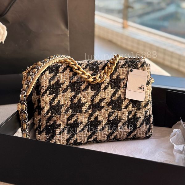10a 19 flap bag real leather quilted handbag designer cc bag classic chian bag womens crossbody chian handbag tier mirror quality trendy cc
10a 19 flap bag real leather quilted handbag designer cc bag classic chian bag womens crossbody chian handbag tier mirror quality trendy cc