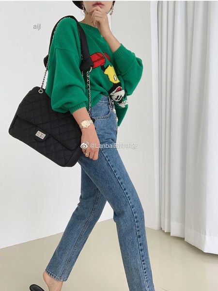 new 2023 internet celebrity big bag small xiangfeng lingge chain large capacity nylon crossbody shoulder
new 2023 internet celebrity big bag small xiangfeng lingge chain large capacity nylon crossbody shoulder
