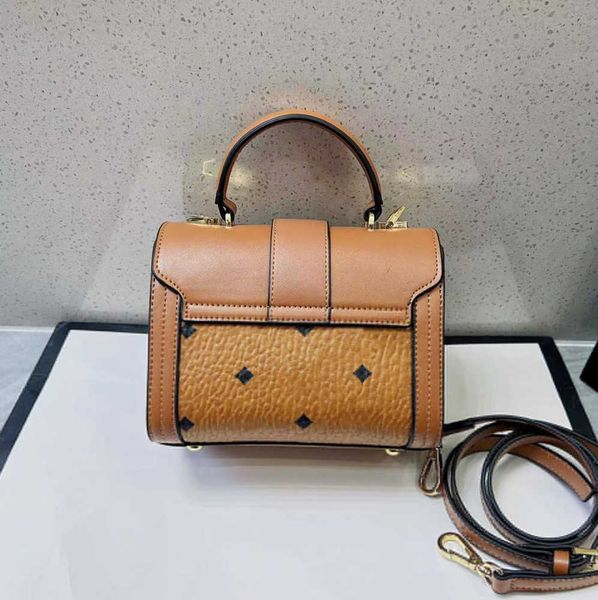 lady latest mc envelope tote handle bag leather messenger shopping bucket makeup luxury designer clutch hangbag crossbody with shoulder stra
lady latest mc envelope tote handle bag leather messenger shopping bucket makeup luxury designer clutch hangbag crossbody with shoulder stra