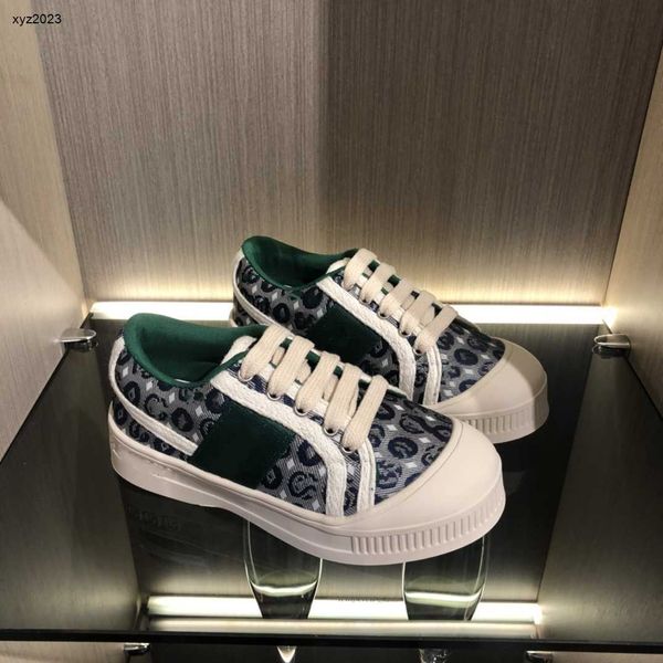 23ss designer kids brand tennis athleisure shoes size 2635 comfortable shoes for children baby sneakers including brand shoe bo, Black
23ss designer kids brand tennis athleisure shoes size 2635 comfortable shoes for children baby sneakers including brand shoe bo, Black