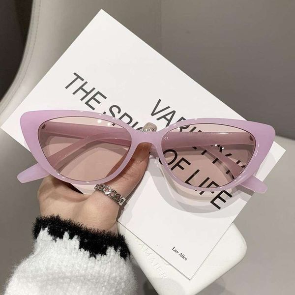 korean version of simple high end sunglasses fashionable retro cat eye small frame cool hip hop dance glasses, White;black
korean version of simple high end sunglasses fashionable retro cat eye small frame cool hip hop dance glasses, White;black