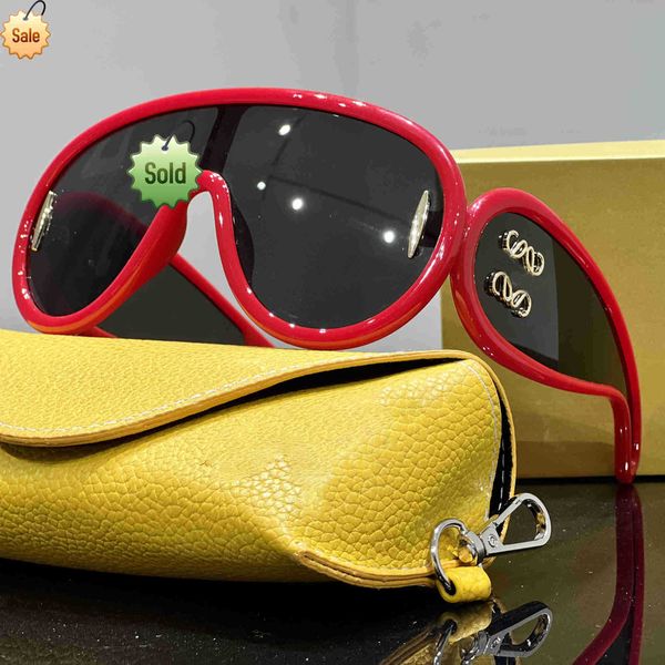 men desingers sunglasses luxurys classic cool and lens women outdoor tour driving party retro fashion beach sun glass vacation leisure prett, White;black
men desingers sunglasses luxurys classic cool and lens women outdoor tour driving party retro fashion beach sun glass vacation leisure prett, White;black