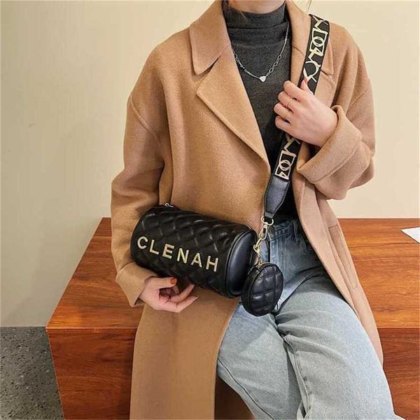 bag 2024 new launch designer handbag lingge cylinder korean edition embroidery thread one boston pillow
bag 2024 new launch designer handbag lingge cylinder korean edition embroidery thread one boston pillow