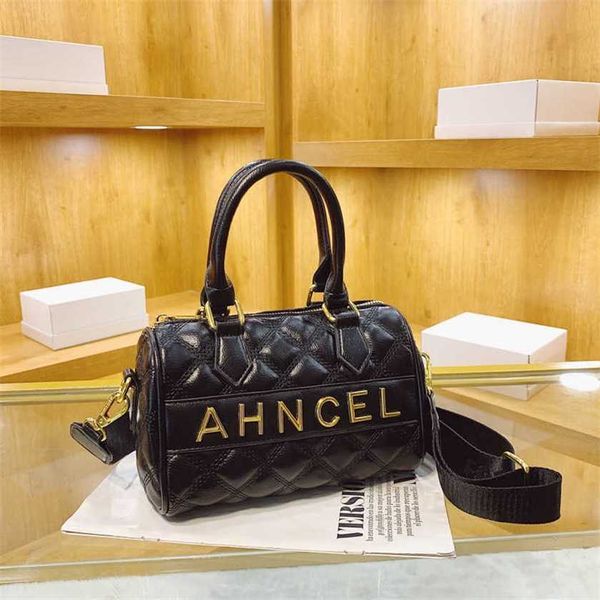 26% off bag 2024 new launch designer handbag early launch handheld lingge chain bags fashion crossbody small
26% off bag 2024 new launch designer handbag early launch handheld lingge chain bags fashion crossbody small