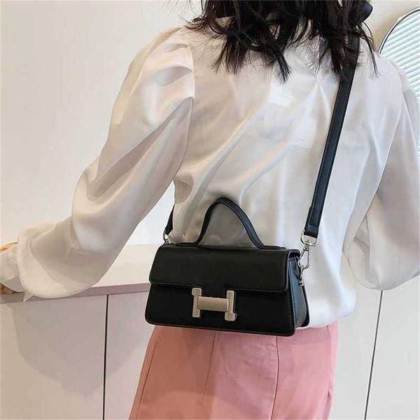 bag 2024 new launch designer handbag tiktok letter crossbody summer versatile small square french high level axillary female
bag 2024 new launch designer handbag tiktok letter crossbody summer versatile small square french high level axillary female
