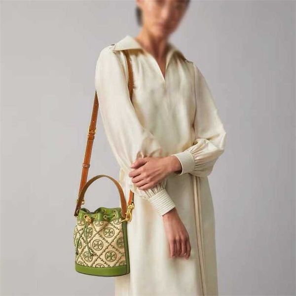 20% off bag 2024 new launch designer handbag early launch jacquard bucket new large capacity for direct sale
20% off bag 2024 new launch designer handbag early launch jacquard bucket new large capacity for direct sale
