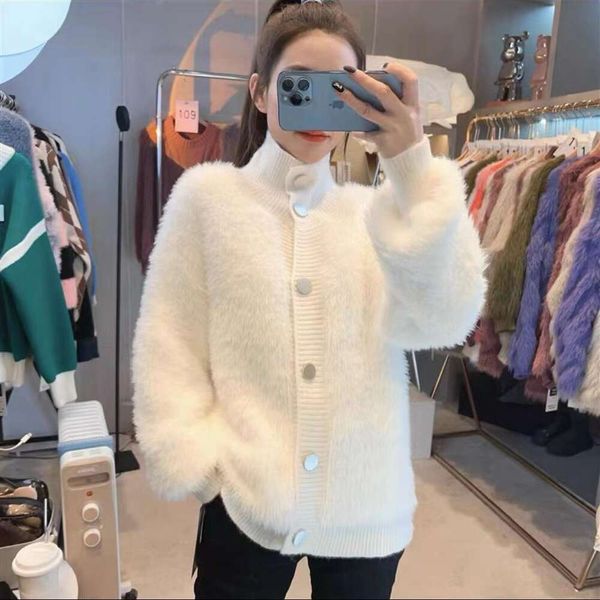 imitation mink velvet collared sweater cardigan womens autumn loose thick all match blouse outer to reduce age, White;black
imitation mink velvet collared sweater cardigan womens autumn loose thick all match blouse outer to reduce age, White;black