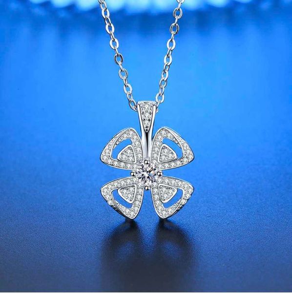 designer bracele vcat fashion pendant luxury jewelry diamond gold necklace ring women accessories lucky four leaf s925 eternal blossom hollo, Silver
designer bracele vcat fashion pendant luxury jewelry diamond gold necklace ring women accessories lucky four leaf s925 eternal blossom hollo, Silver