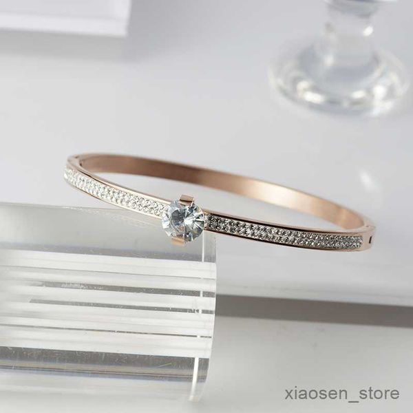 bracelets crystal woman man bangle bracelet stainless steel gold plating wristband luxury wedding jewelry gift r230828, Golden;silver
bracelets crystal woman man bangle bracelet stainless steel gold plating wristband luxury wedding jewelry gift r230828, Golden;silver