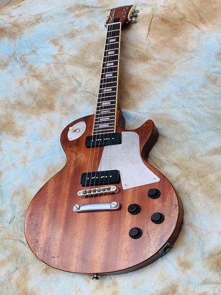 electric guitar, bob marley, relic/aged, one piece body, 1pc neck, you will get what you see, quality guitar.
electric guitar, bob marley, relic/aged, one piece body, 1pc neck, you will get what you see, quality guitar.