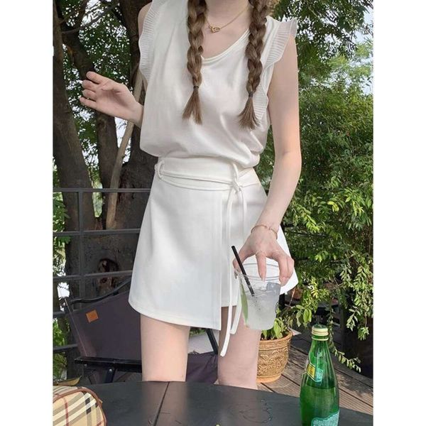 flesh white skirt female summer short high waist slim a line irregular, Black
flesh white skirt female summer short high waist slim a line irregular, Black