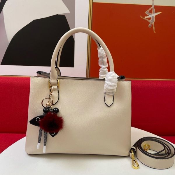 designer handbag luxury leather lychee print crossbody bag wallet fashion retro men's women's large capacity business bag 2023 new
designer handbag luxury leather lychee print crossbody bag wallet fashion retro men's women's large capacity business bag 2023 new
