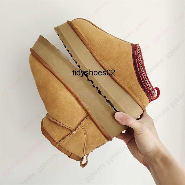 ugglies thick bottom super ultra mini boots winter snow boots fur ladies tazz boots real sheepskin wool low-cut warm fur shoes man women sho, Black
ugglies thick bottom super ultra mini boots winter snow boots fur ladies tazz boots real sheepskin wool low-cut warm fur shoes man women sho, Black