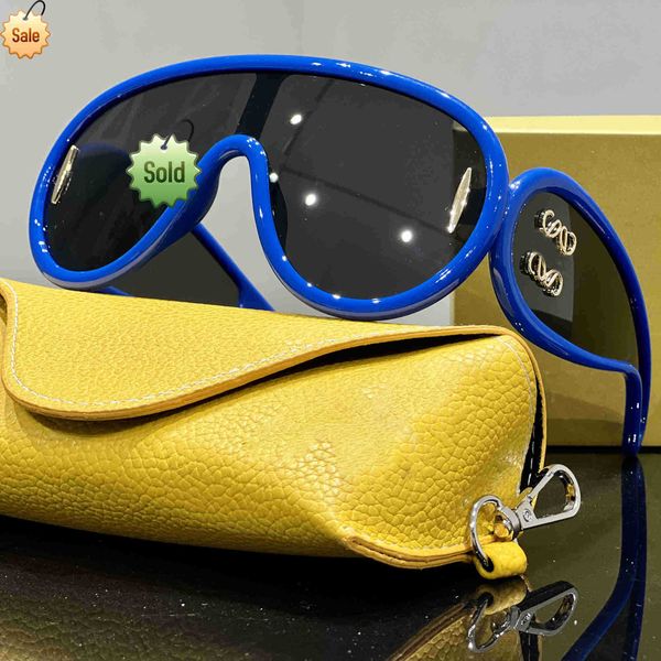 and desingers cool sunglasses luxurys men classic lens women outdoor tour driving party retro fashion beach sun glass vacation leisure prett, White;black
and desingers cool sunglasses luxurys men classic lens women outdoor tour driving party retro fashion beach sun glass vacation leisure prett, White;black