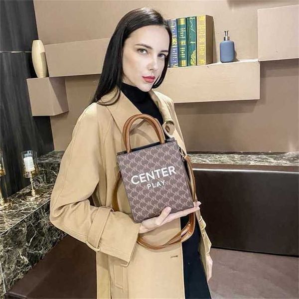 22% off bag 2024 new launch designer handbag printed female summer simple versatile crossbody mesh red portable small square
22% off bag 2024 new launch designer handbag printed female summer simple versatile crossbody mesh red portable small square