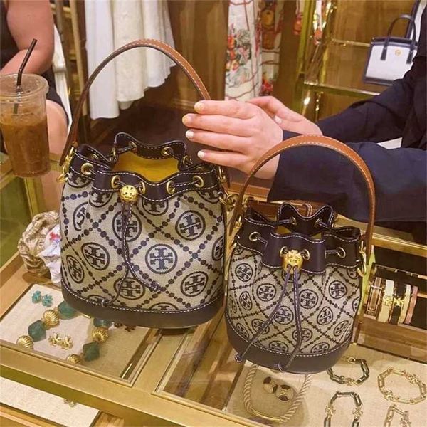 20% off bag 2024 new launch designer handbag old flower bucket printed drawstring handheld crossbody small american high beauty
20% off bag 2024 new launch designer handbag old flower bucket printed drawstring handheld crossbody small american high beauty