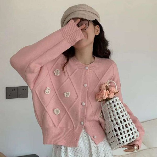 cardigan sweater womens spring and autumn loose round neck flower design sense niche coat short top, White;black
cardigan sweater womens spring and autumn loose round neck flower design sense niche coat short top, White;black