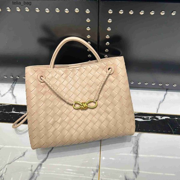 single andiamo luxury bag classic bottegac girl bags venetaas features design spring metal buckle woven tote shoulder portable high capacity
single andiamo luxury bag classic bottegac girl bags venetaas features design spring metal buckle woven tote shoulder portable high capacity