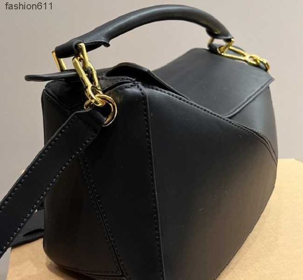 10a designer handbag shoulder bucket woman lowe bags puzzle clutch totes crossbody geometry letters hdm01 official original imported genuine
10a designer handbag shoulder bucket woman lowe bags puzzle clutch totes crossbody geometry letters hdm01 official original imported genuine