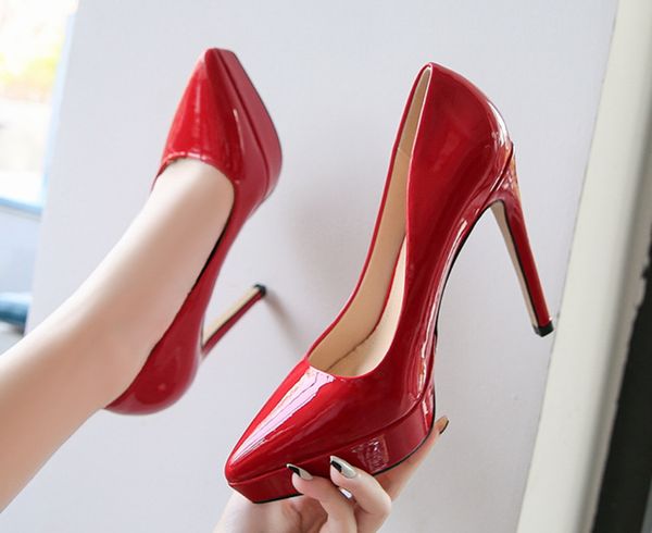 new fashion high heels women's pointed waterproof platform slim heels 12cm high heel single shoes women's large size 35-46, Black
new fashion high heels women's pointed waterproof platform slim heels 12cm high heel single shoes women's large size 35-46, Black