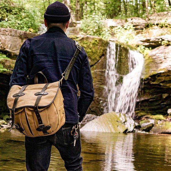 lapbags tailor brando engraved american retro 70232 oil wax canvas vegetable tanned cowhide size 372712 shoulder messenger bag 230828
lapbags tailor brando engraved american retro 70232 oil wax canvas vegetable tanned cowhide size 372712 shoulder messenger bag 230828