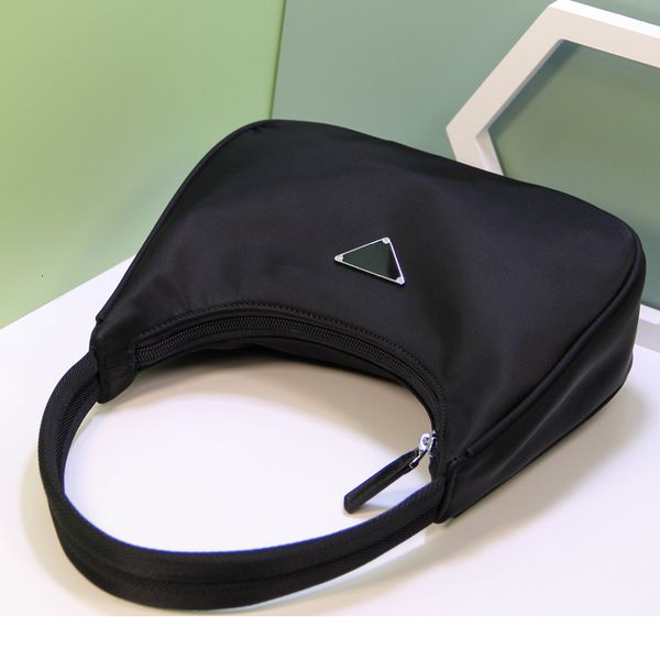 evening bags shoulder bag with box bag women's bags for women handbag nylon underarm handbags 230828
evening bags shoulder bag with box bag women's bags for women handbag nylon underarm handbags 230828