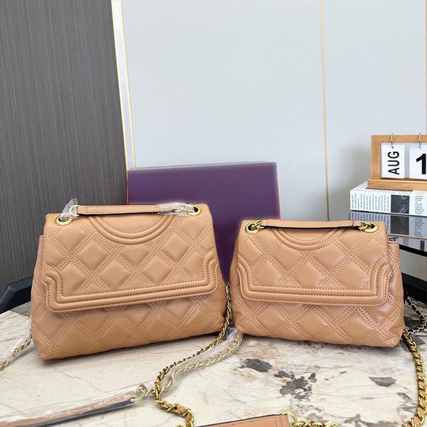 soft shoulder bag diamond pattern handbag purse genuine leather crossbody bags fashion letter magnetic snap flap chain strap
soft shoulder bag diamond pattern handbag purse genuine leather crossbody bags fashion letter magnetic snap flap chain strap