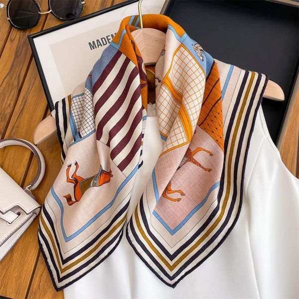 silk wool scarf horse nine palace square double sided print autumn and winter high grade warm, Blue;gray
silk wool scarf horse nine palace square double sided print autumn and winter high grade warm, Blue;gray